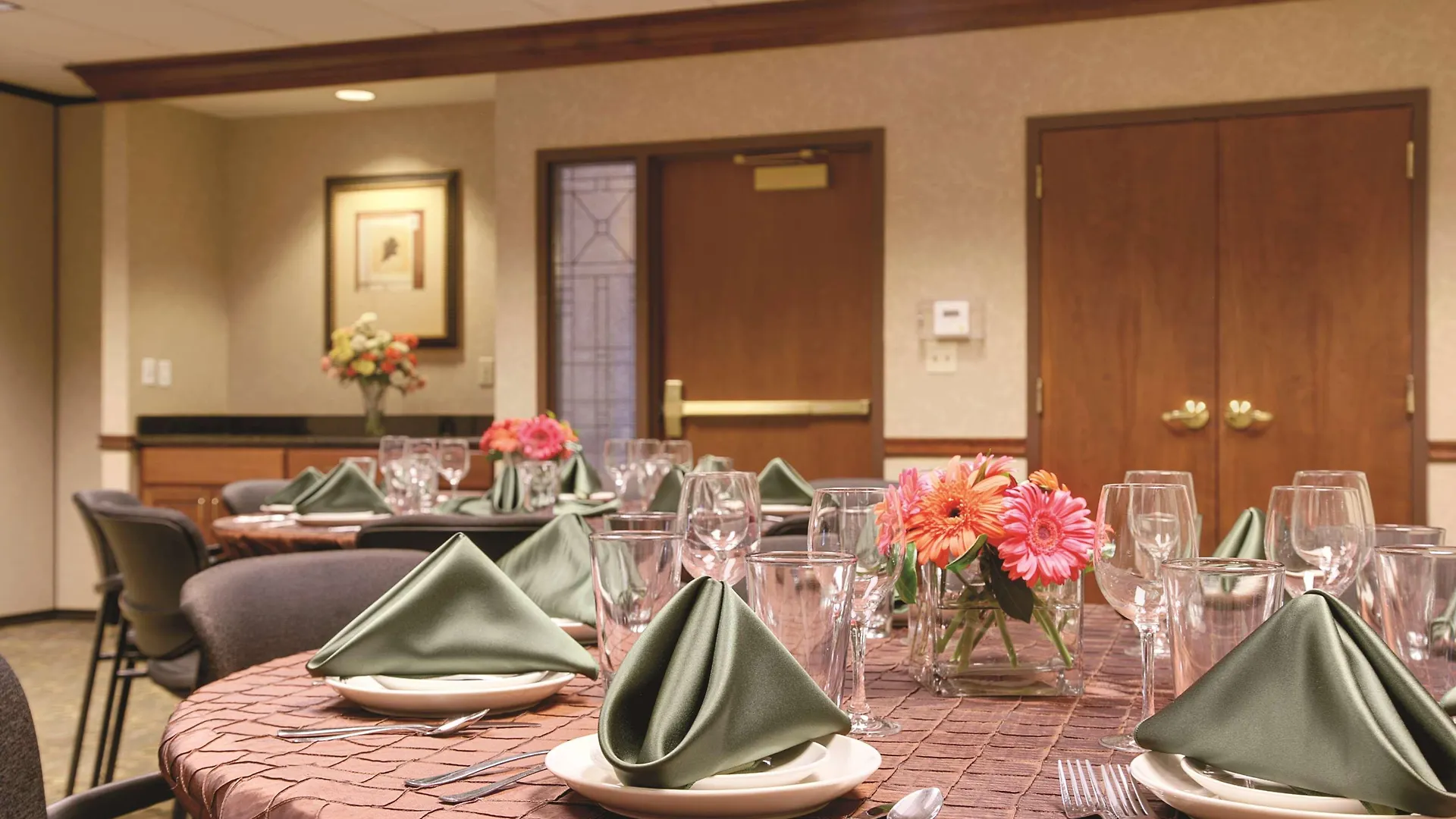 Hyatt House Pleasant Hill Hotel