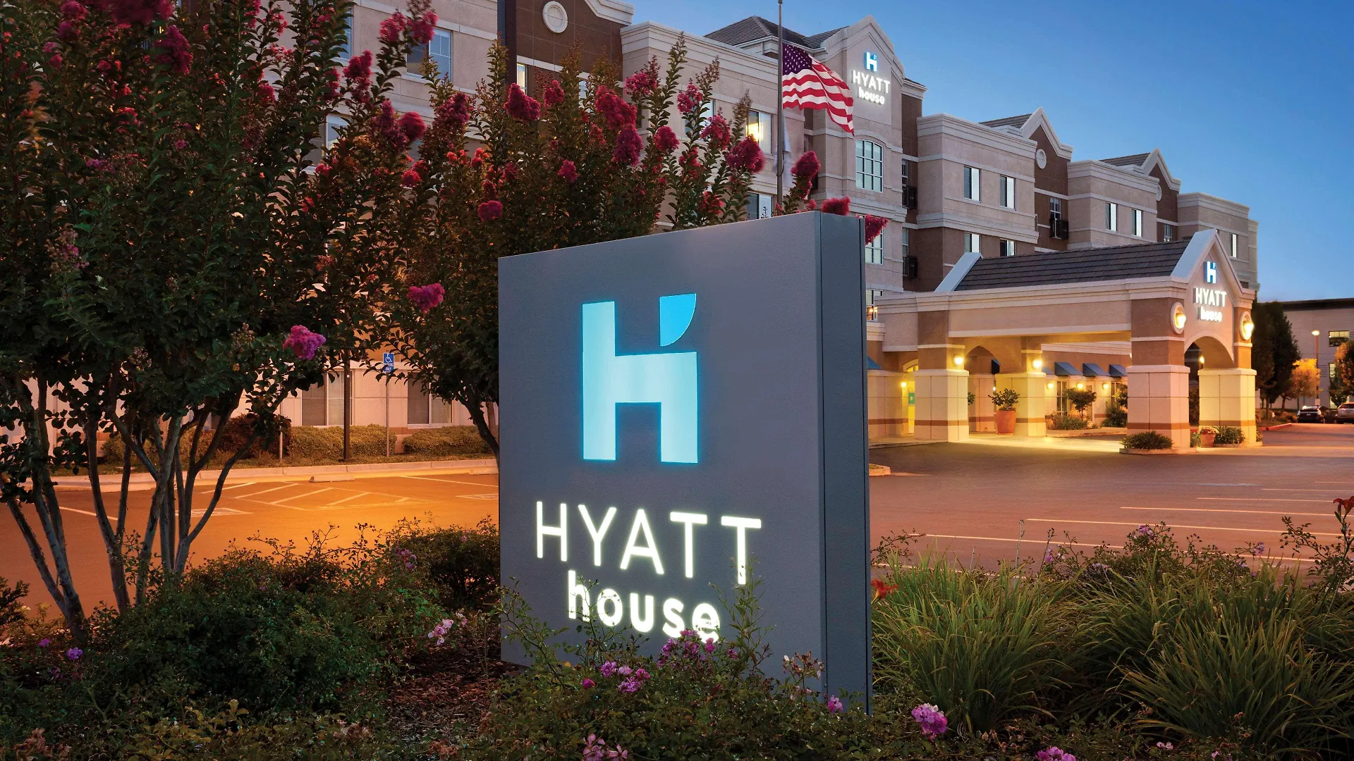 Hyatt House Pleasant Hill Hotel